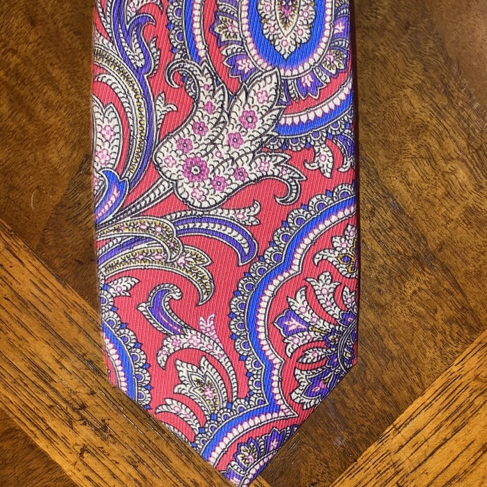 J. Z. Richards. Paisley tie.
